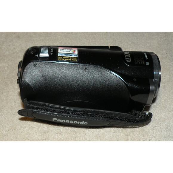 Panasonic HDC-SD5 HD 1920X1080 Camcorder Video Camera Untested No Charger - Picture 2 of 2